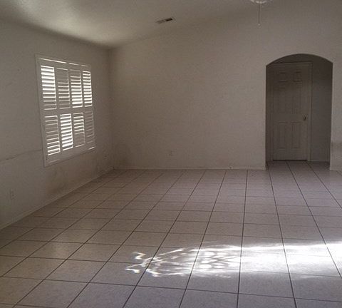 4th image of 14724 S Verde Ave