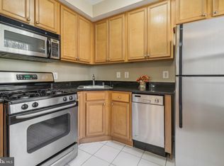 700 Jefferson St NW APT 305, Washington, DC 20011