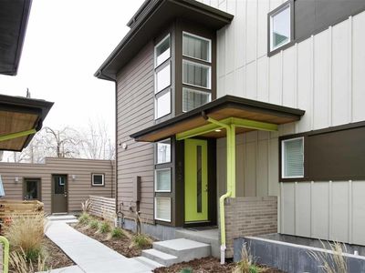 832 N Fairfax St, Denver, CO, 80220