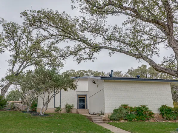 16022 DOE LN, San Antonio, TX 78255