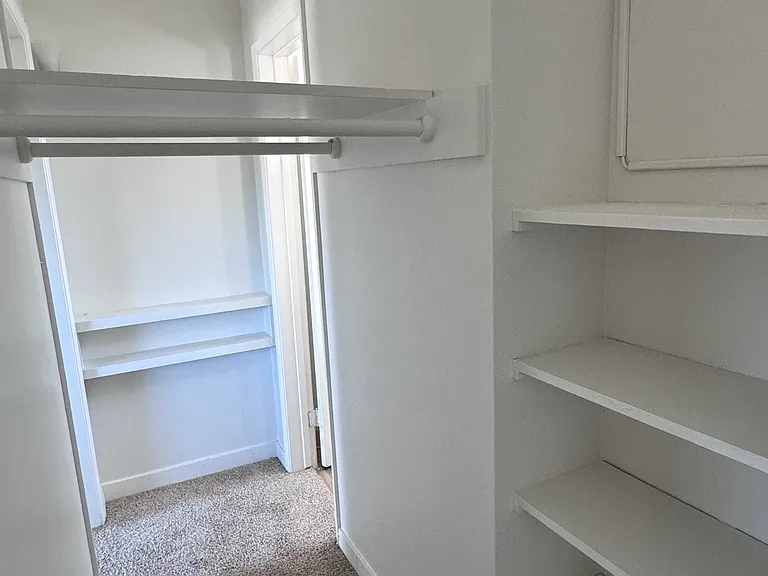 2750 Figueroa Blvd #12 — Photo 4