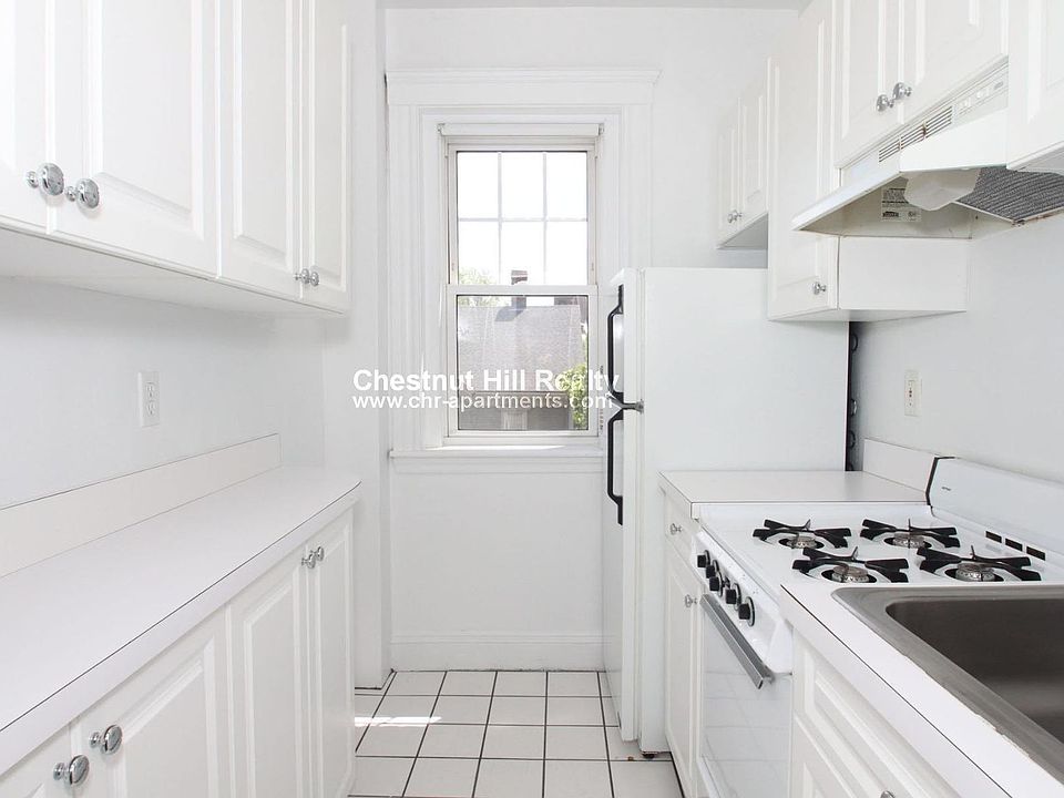 2nd image of 19 Wendell St #30