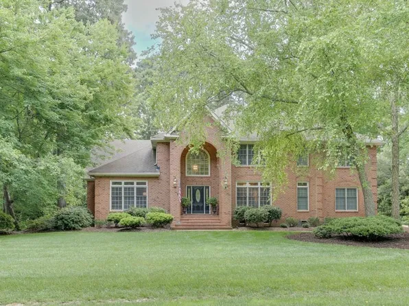 3320 Kline Dr, Virginia Beach, VA 23452