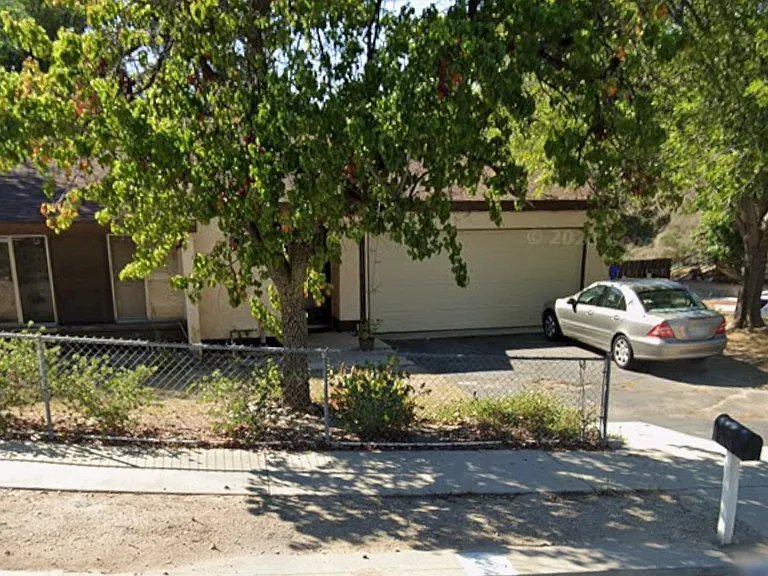 27751 Pine Hills Ave — Photo 1