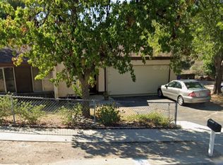27751 Pine Hills Ave, Santa Clarita, CA 91351