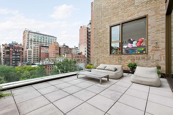 Sold by Stribling | media 6