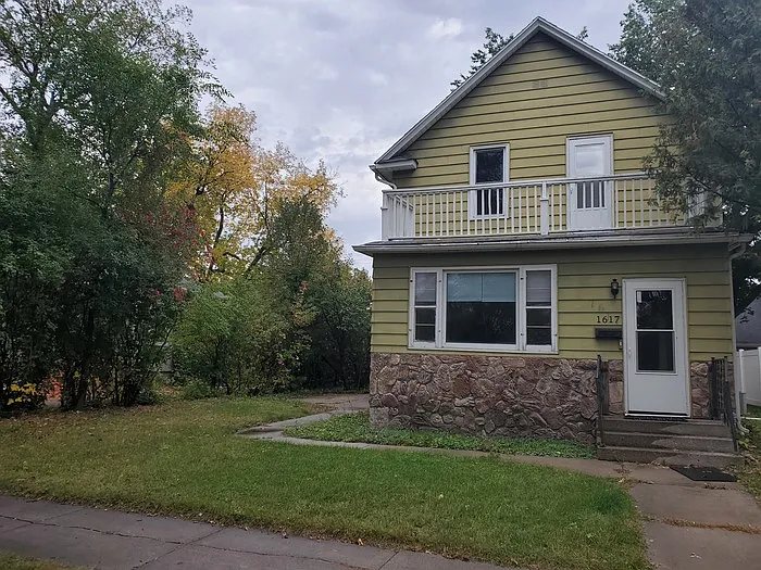4 bed, 3.0 bath, 2032 sqft, $1,595 — Photo 1