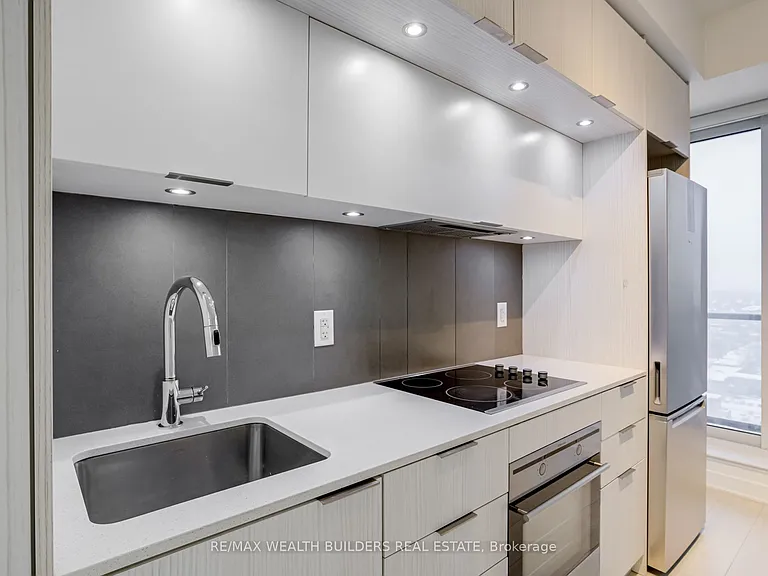 170 Sumach St #2011 — Photo 19