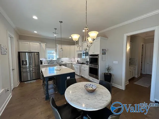 101 Willow Lake Cir SW — Photo 8