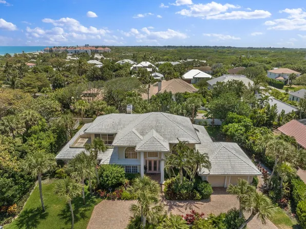 905 Holoma Dr, Indian River Shores, FL 32963