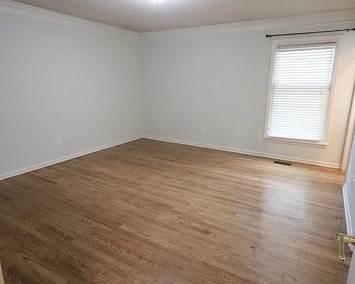 8231 Lake Terrace Dr — Photo 24