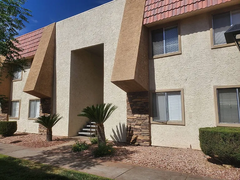 4972 River Glen Dr #178 — Photo 1