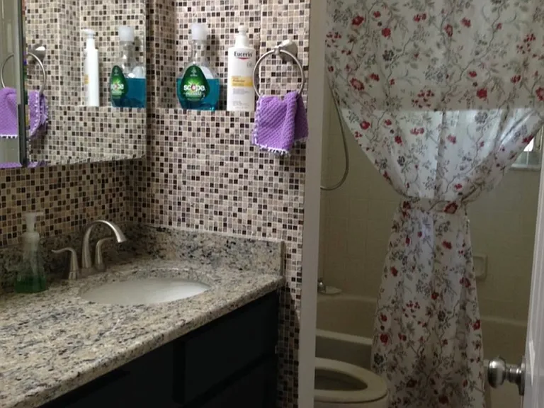 Hamptoncrest 201 Cir — Photo 12