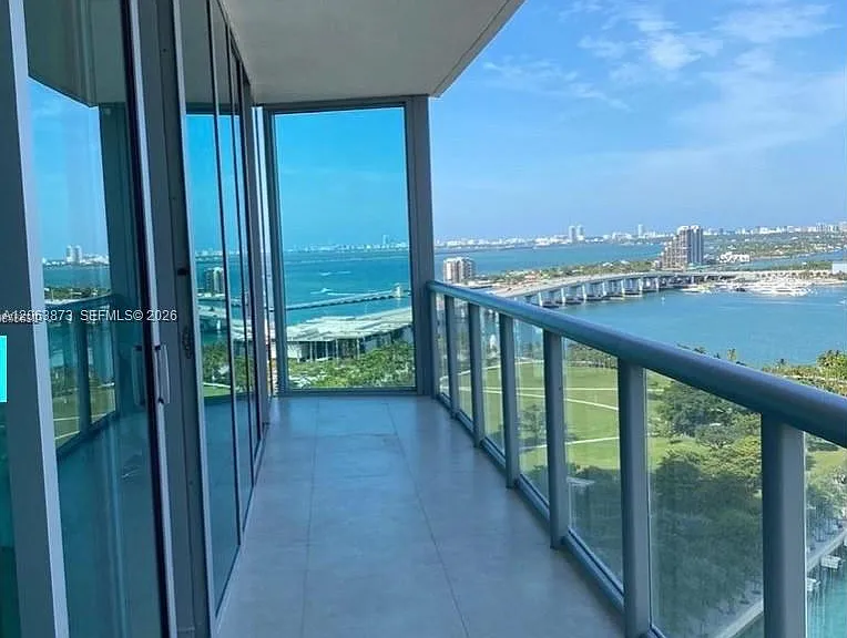 888 Biscayne Blvd #4009 — Photo 5