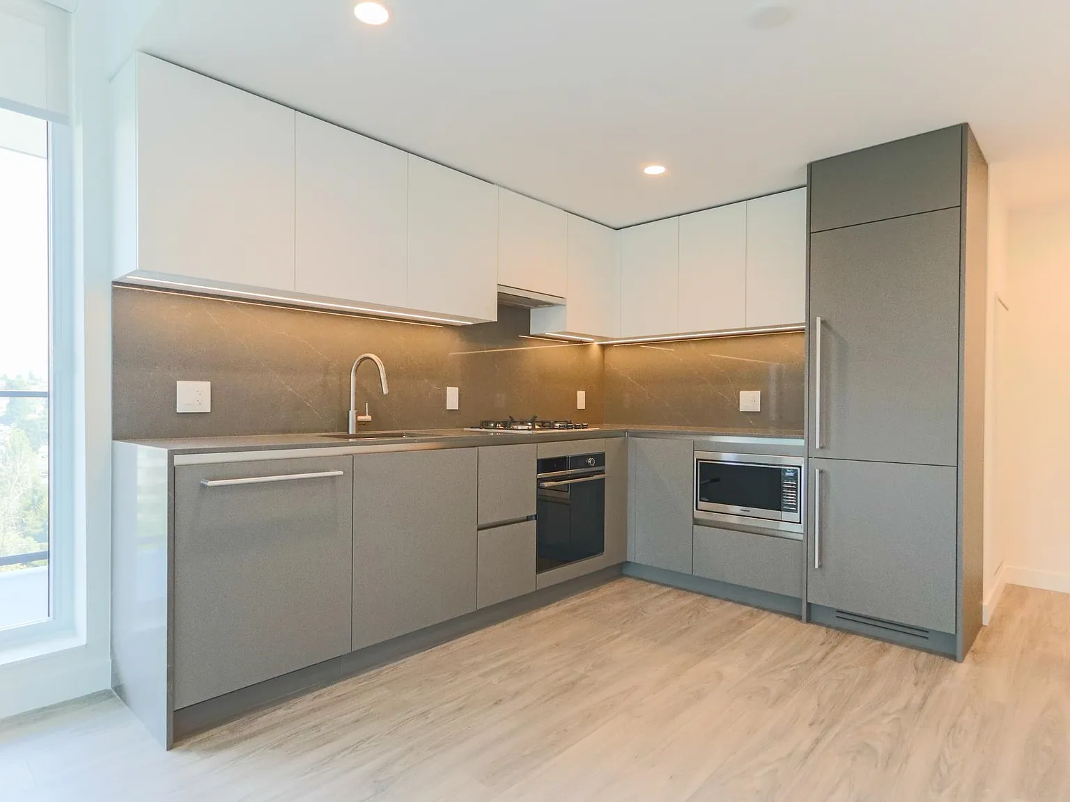 1 bed, 594 sqft, $2,550 — Photo 3