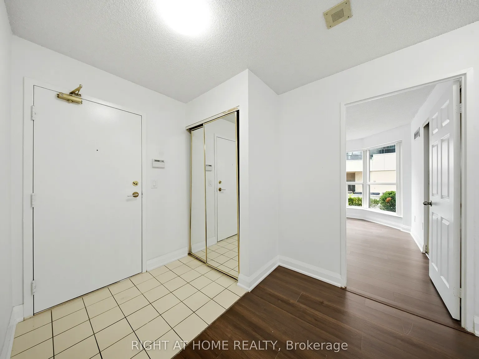 2 bed, $2,850 — Photo 2