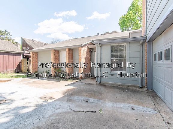 3rd image of 15307 Empanada Dr