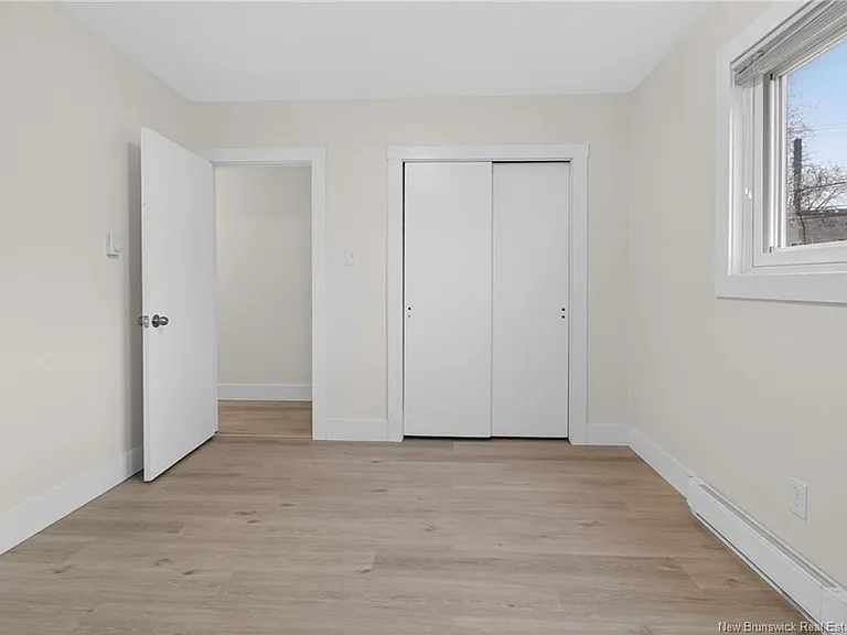 235 Reade St #4 — Photo 11