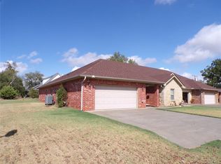 133 W 6th St, Hydro, OK 73048