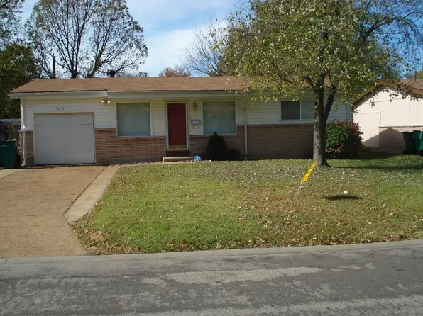 10131 Monarch Dr, Saint Louis, MO 63136