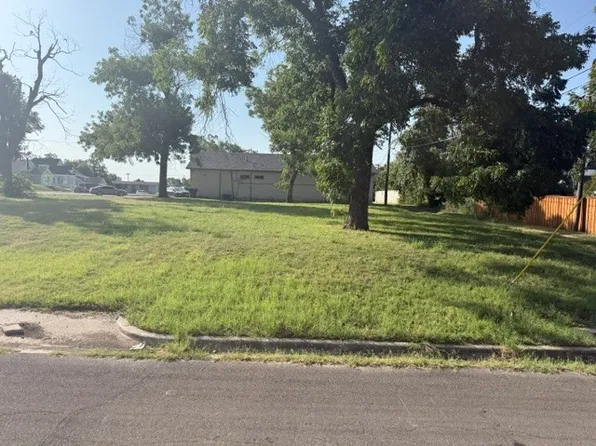 1300 Barron Ave, Waco, TX 76707