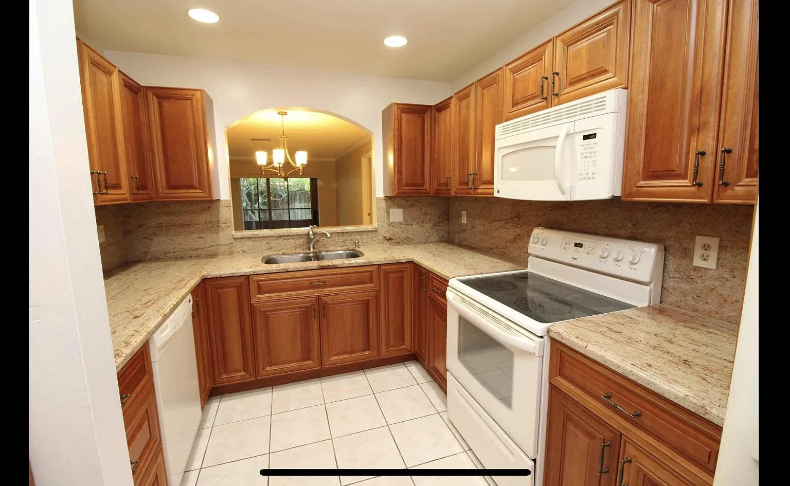 12056 Suellen Cir — Photo 1