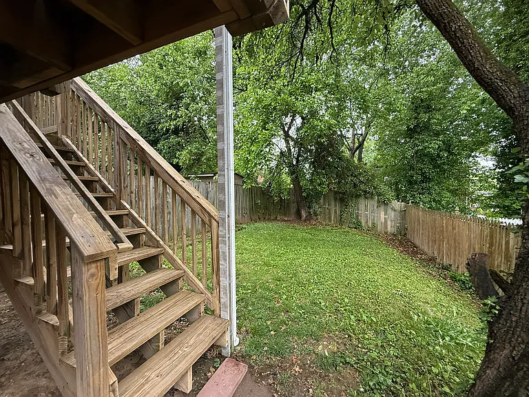 716 Audrey Ln — Photo 19
