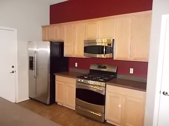 3rd image of 2134 E Calle Sier