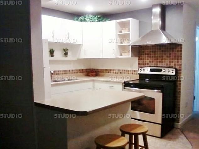 Breakfast bar and high-end range hood