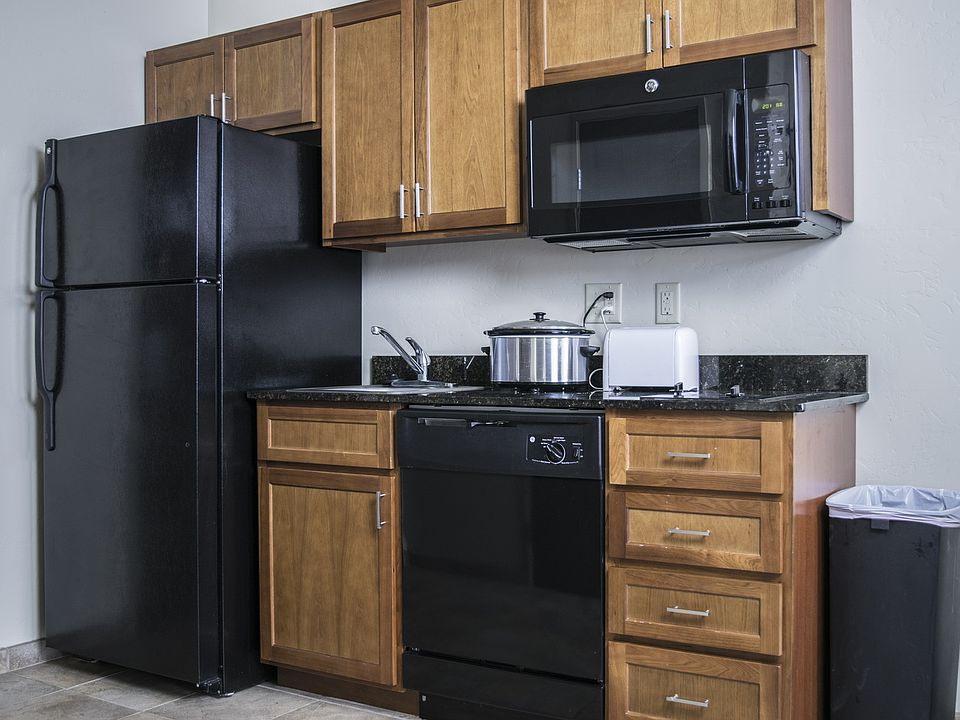 1st image of 1193 14th St W #103