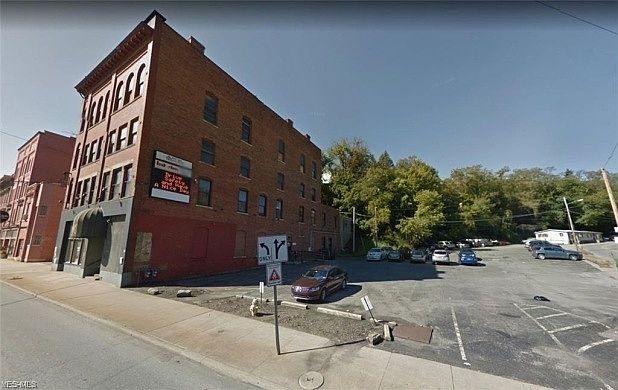 1st image of 253 N Lincoln Ave