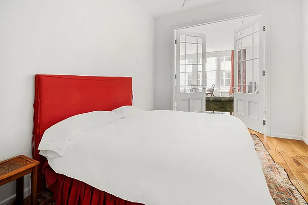 Sold by Stribling | media 19