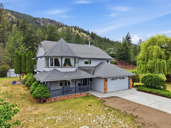 809 Uplands Ct, Kamloops, BC V2C 6M8