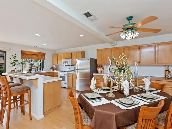 2527 Woodlands Way #2527