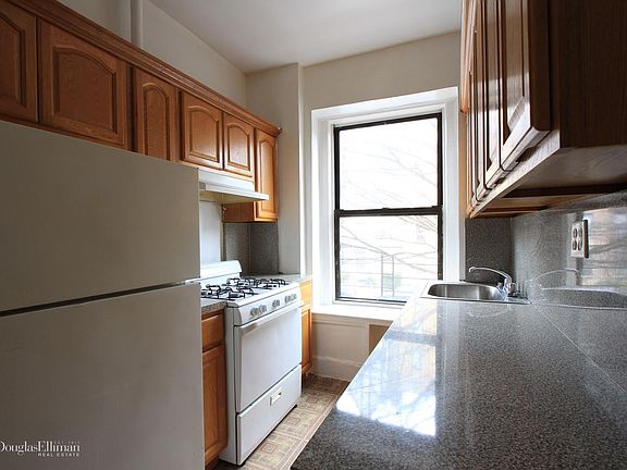 2nd image of 8320 Bay Pkwy APT 2A