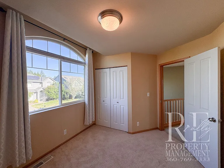 18128 Mount Walker Dr NE — Photo 21
