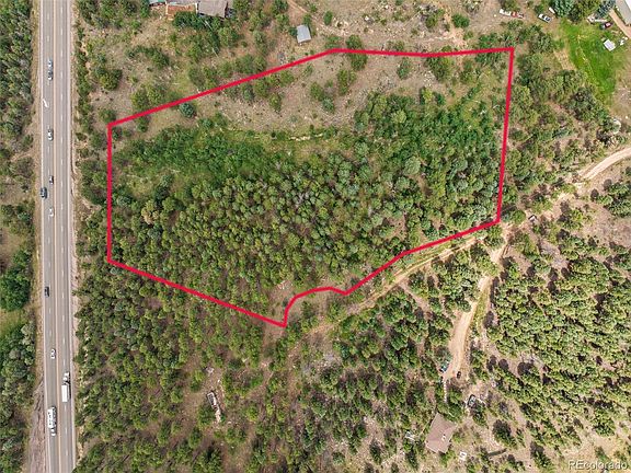 3rd image of 135 Linda Trail