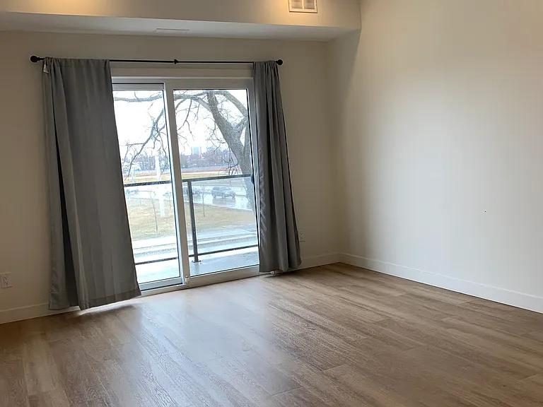 914 Jubilee Ave — Photo 6