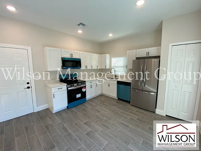 732 S Lee Ave — Photo 7