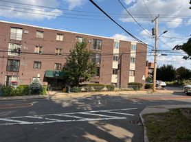 505 Washington Ave, Chelsea, MA