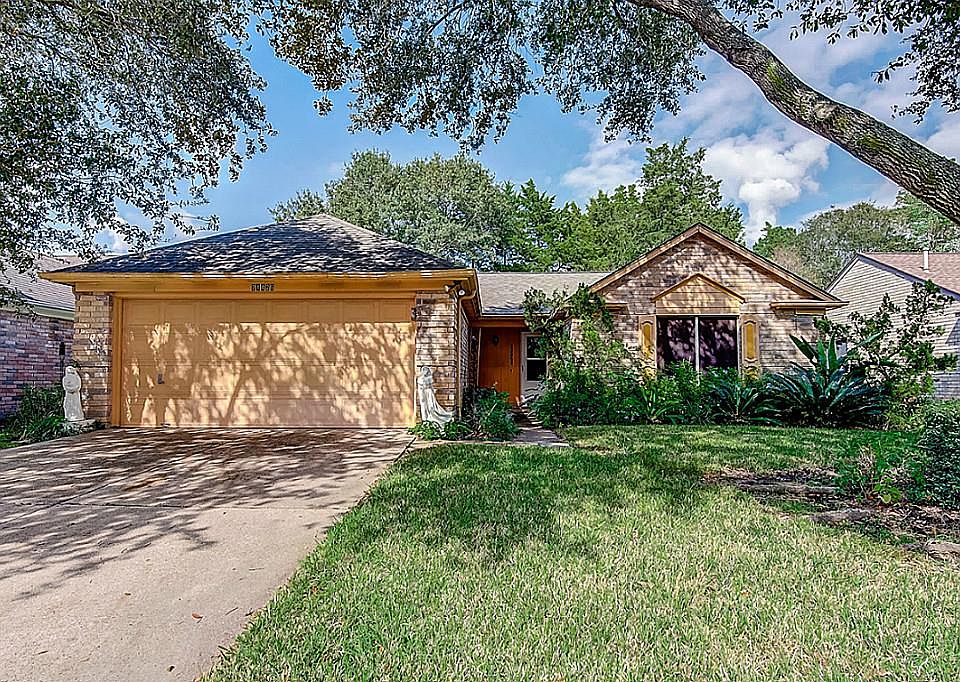 1st image of 21426 Park Orchard Dr