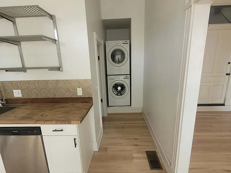901 Isabella St #1 — Photo 10