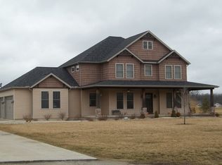 13191 Old State Rd, Charleston, IL 61920