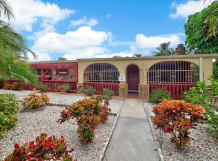 2401 NE 4th St, Pompano Beach, FL 33062