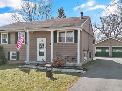 119 Cedarwood Blvd, Baldwinsville, NY, 13027