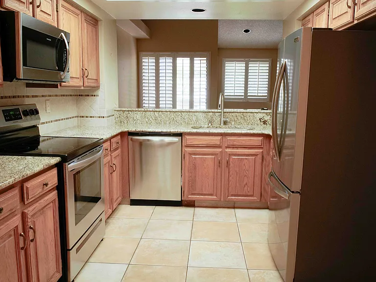 9400 E Iliff Ave #302 — Photo 9