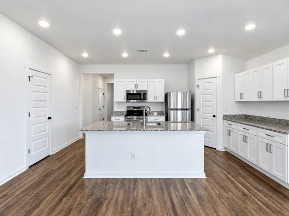 321 Keaton St, Prairie Grove, AR