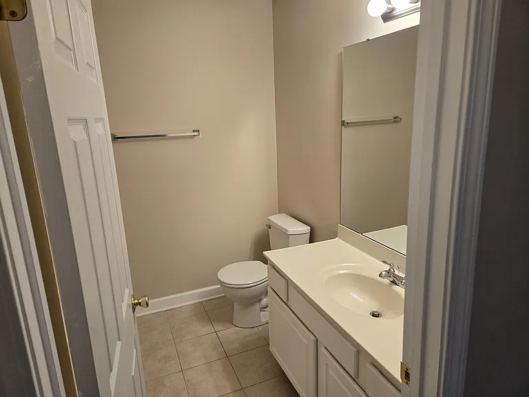 1710 Renwick Dr #202 — Photo 3