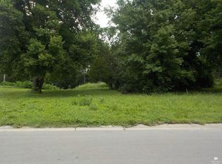 522 E Grandview Dr, Junction City, KS 66441