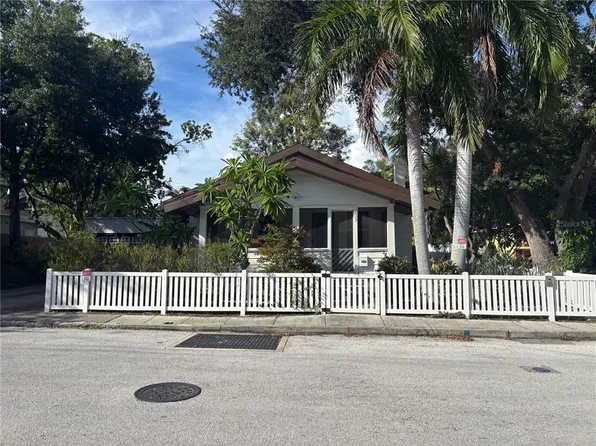 833 11TH AVENUE N, ST PETERSBURG, FL 33701